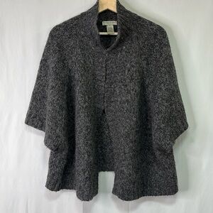 🦭 Cambridge, dry goods wool blend, charcoal, gray short sleeve sweater cardigan